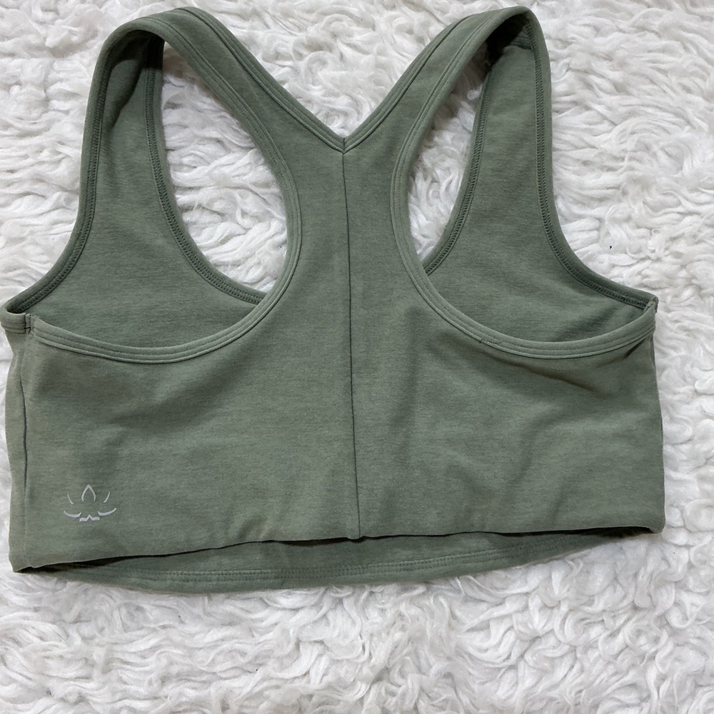 Beyond Yoga Sports Bra Olive Green Racerback Activewear Medium - Picture 2 of 4
